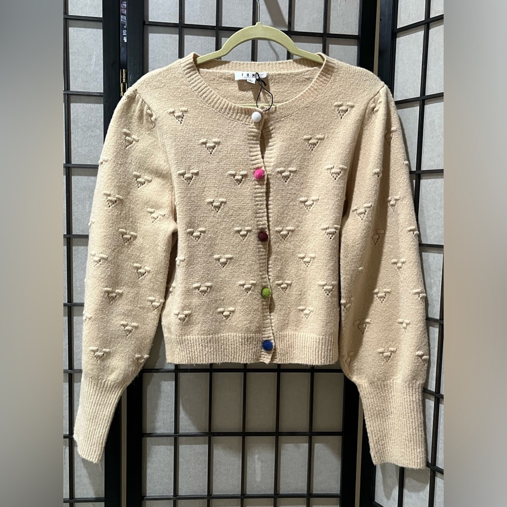 T H M L Textured Cream Knit CROP Sweater WITH COLORFUL BALL BUTTONS SIZE M